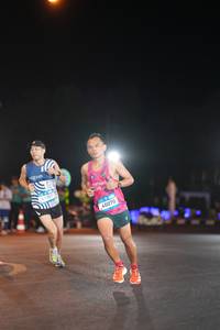 BIB: 40070
                            <button type="button" onclick="openModal(23003501)" class="btn btn-primary btn-sm float-right btn-popup" data-toggle="modal" data-target=".modal-high-quality">
                        <i class="fas fa-shopping-cart"></i> Add to Cart
                    </button>
                                            <button type="button" onclick="isThisMe(23003501, true)" class="btn btn-success btn-sm float-right btn-popup btn-isme hidden" data-toggle="tooltip" data-placement="bottom" title="นี่คือรูปของคุณใช่ไหม คลิกที่นี่เพื่อเอาเข้าอัลบั้ม">
                        <i class="fas fa-plus"></i> Add to album
                    </button>
                    <button type="button" onclick="isThisMe(23003501, false)" class="btn btn-warning btn-sm float-right btn-popup btn-isnotme hidden">
                        <i class="fas fa-ban"></i> Remove from album
                    </button>